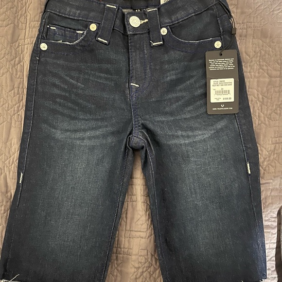 True Religion Pants - NWT True Religion Bermudas